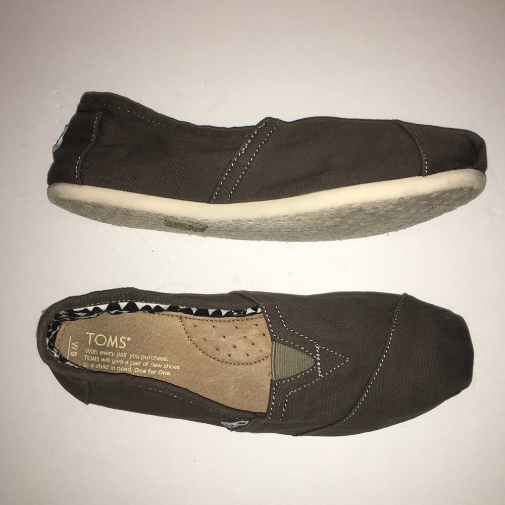 Toms Flats Slip On Gray Size 9
